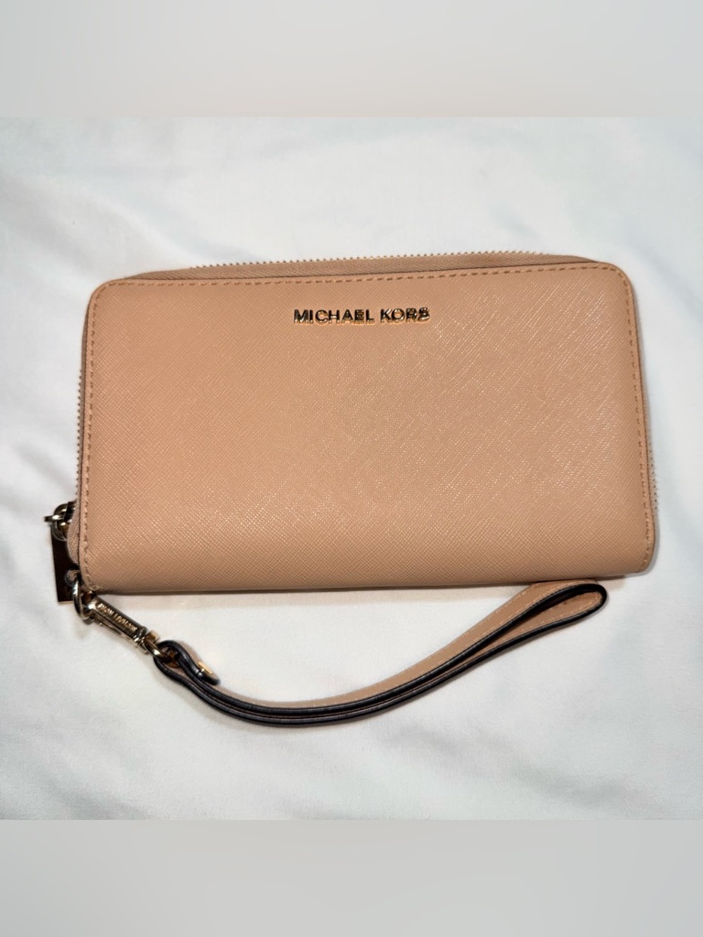 Michael Kors Saffiano Leather Zip Wristlet - Nude